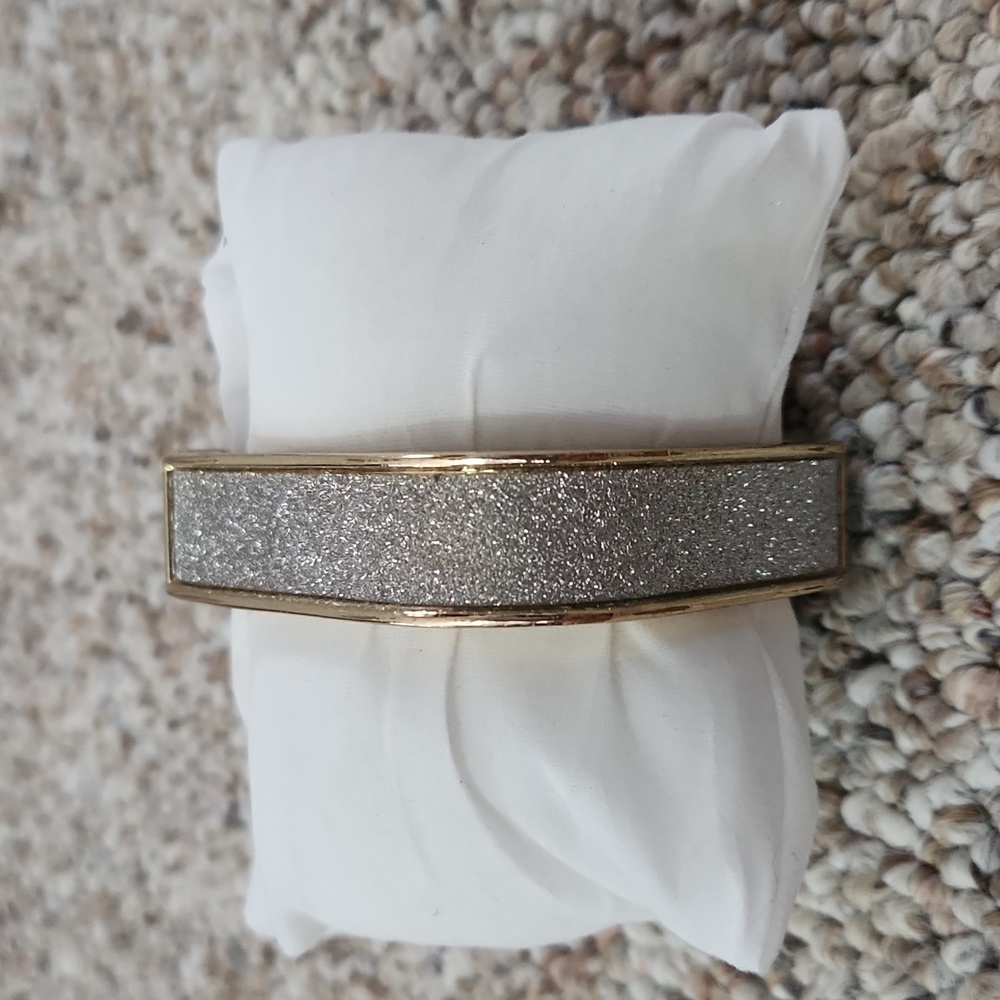 Elegant Gold and Silver Women's Bracelet